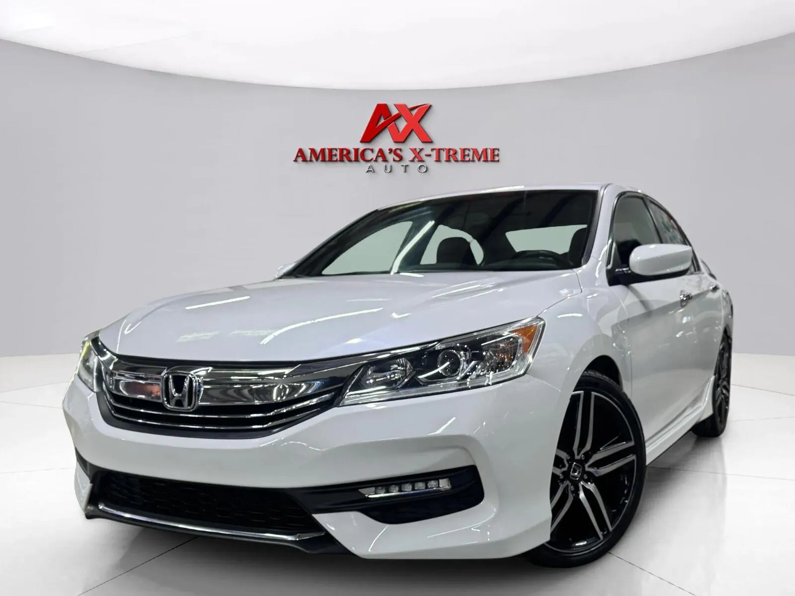 White 2017 Honda Accord Sedan Sport SE for sale in Atlanta, GA