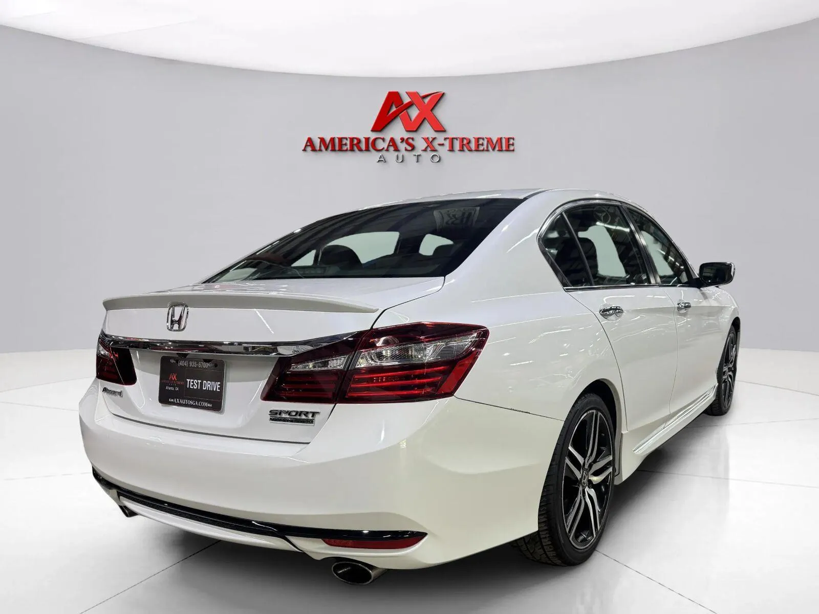 Honda Accord photo 7