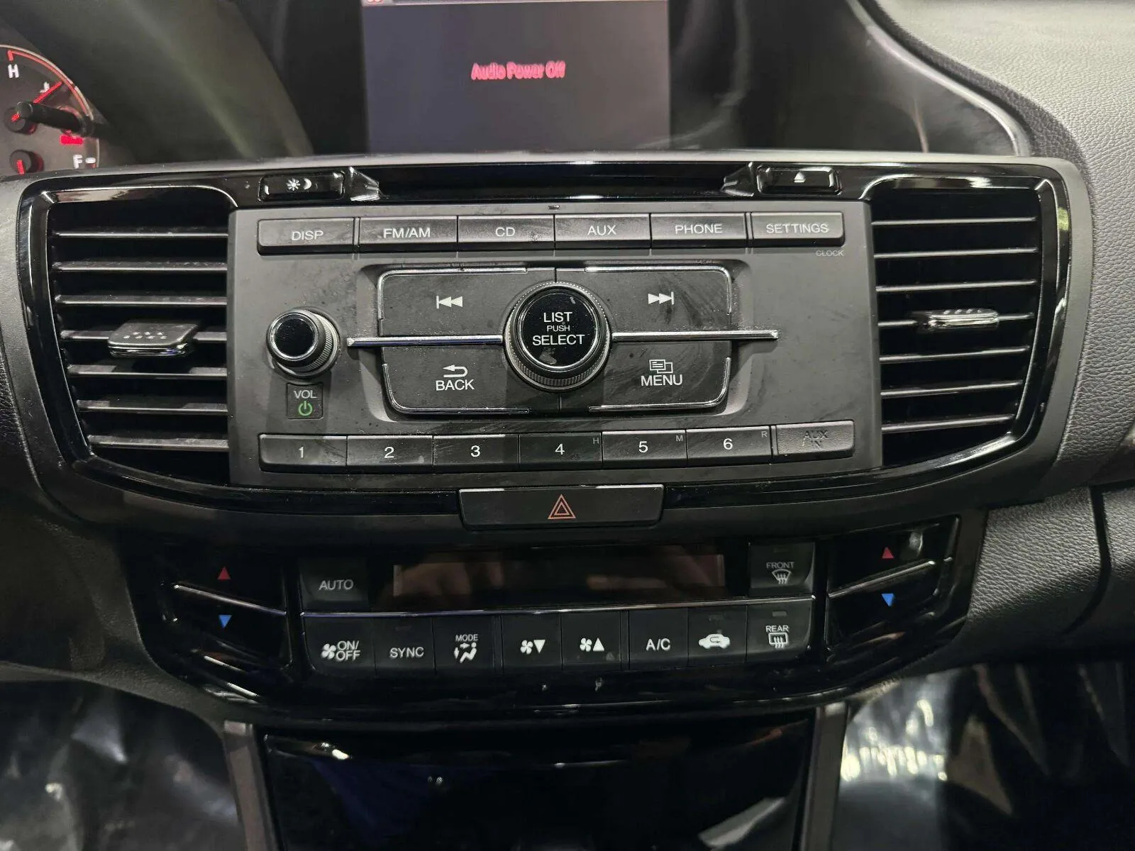 Honda Accord photo 24