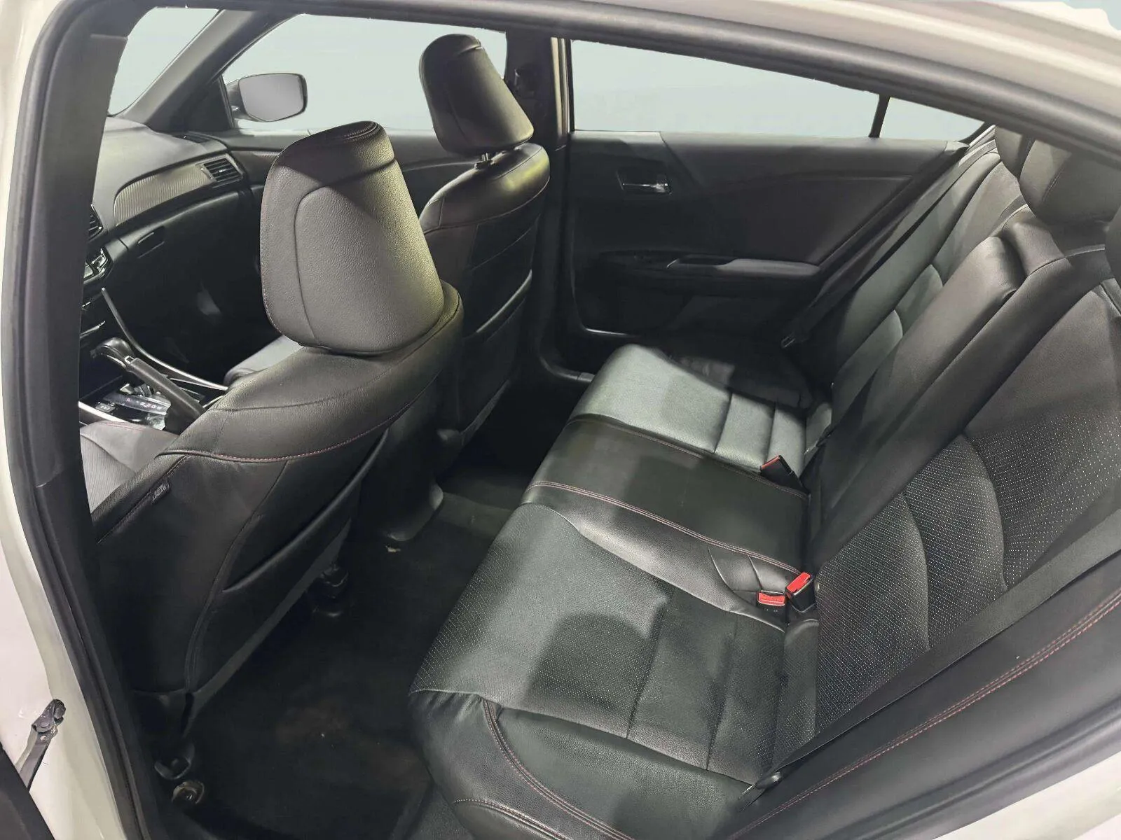 Honda Accord photo 28