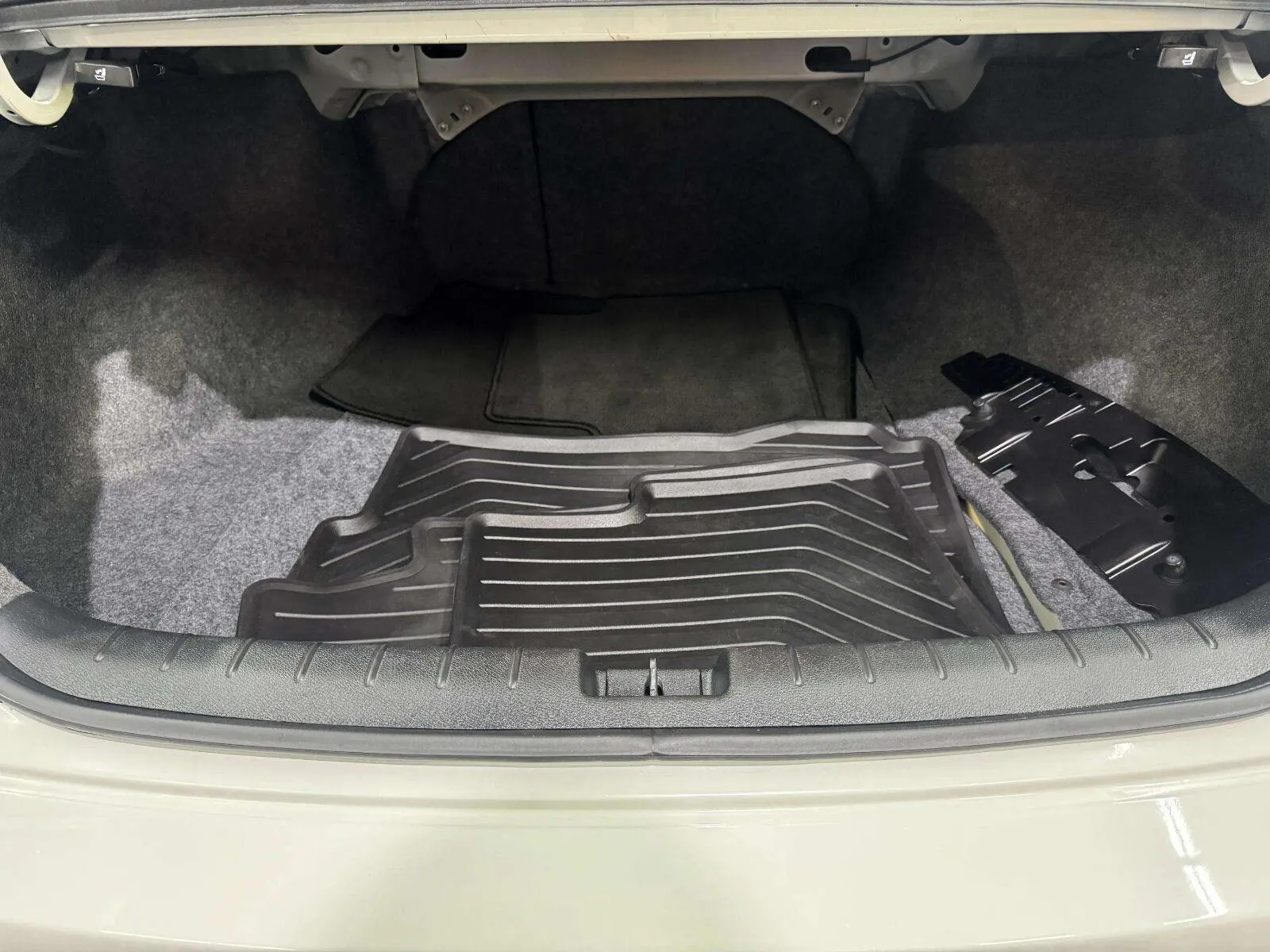 Honda Accord photo 30
