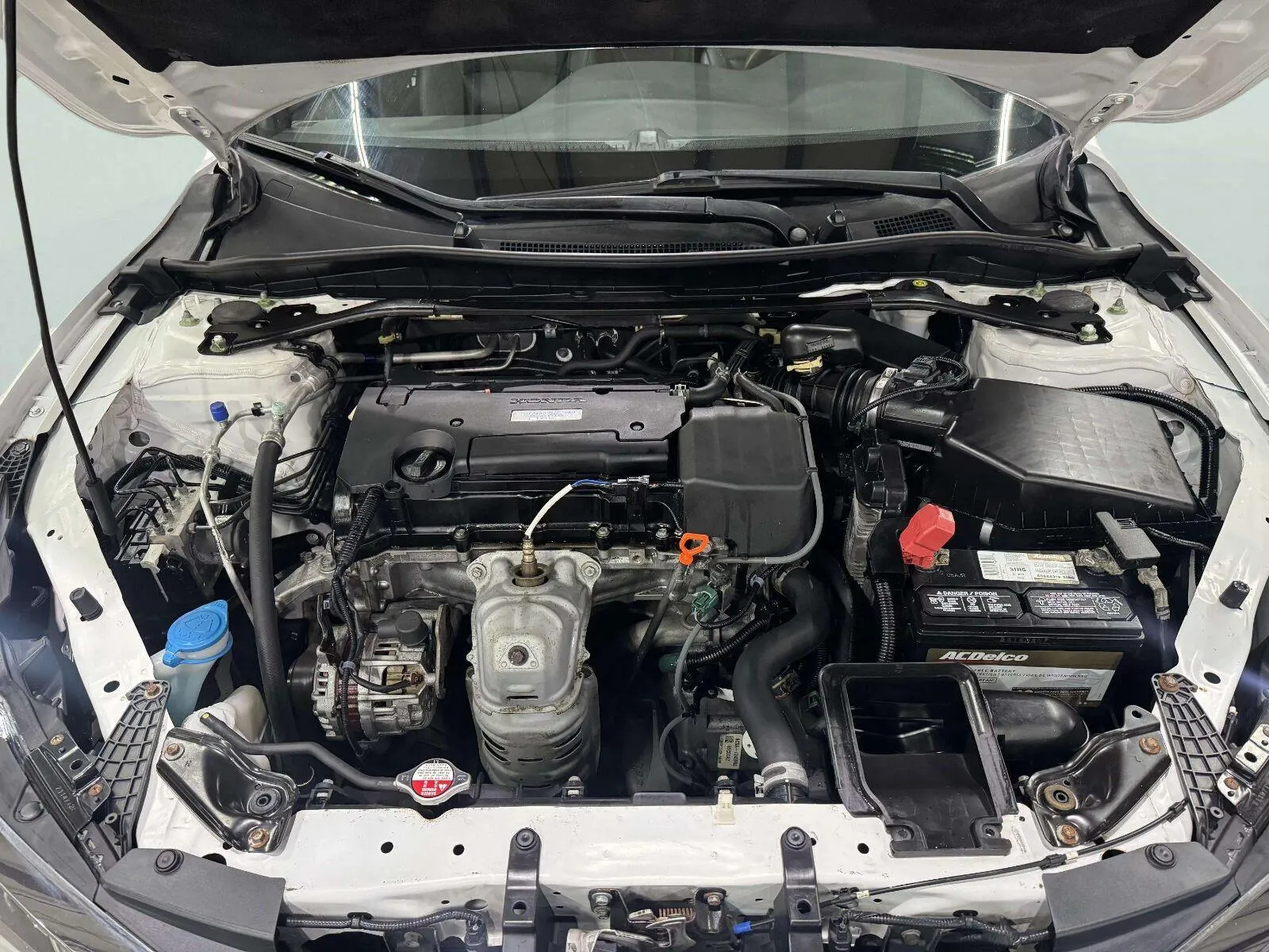 Honda Accord photo 35