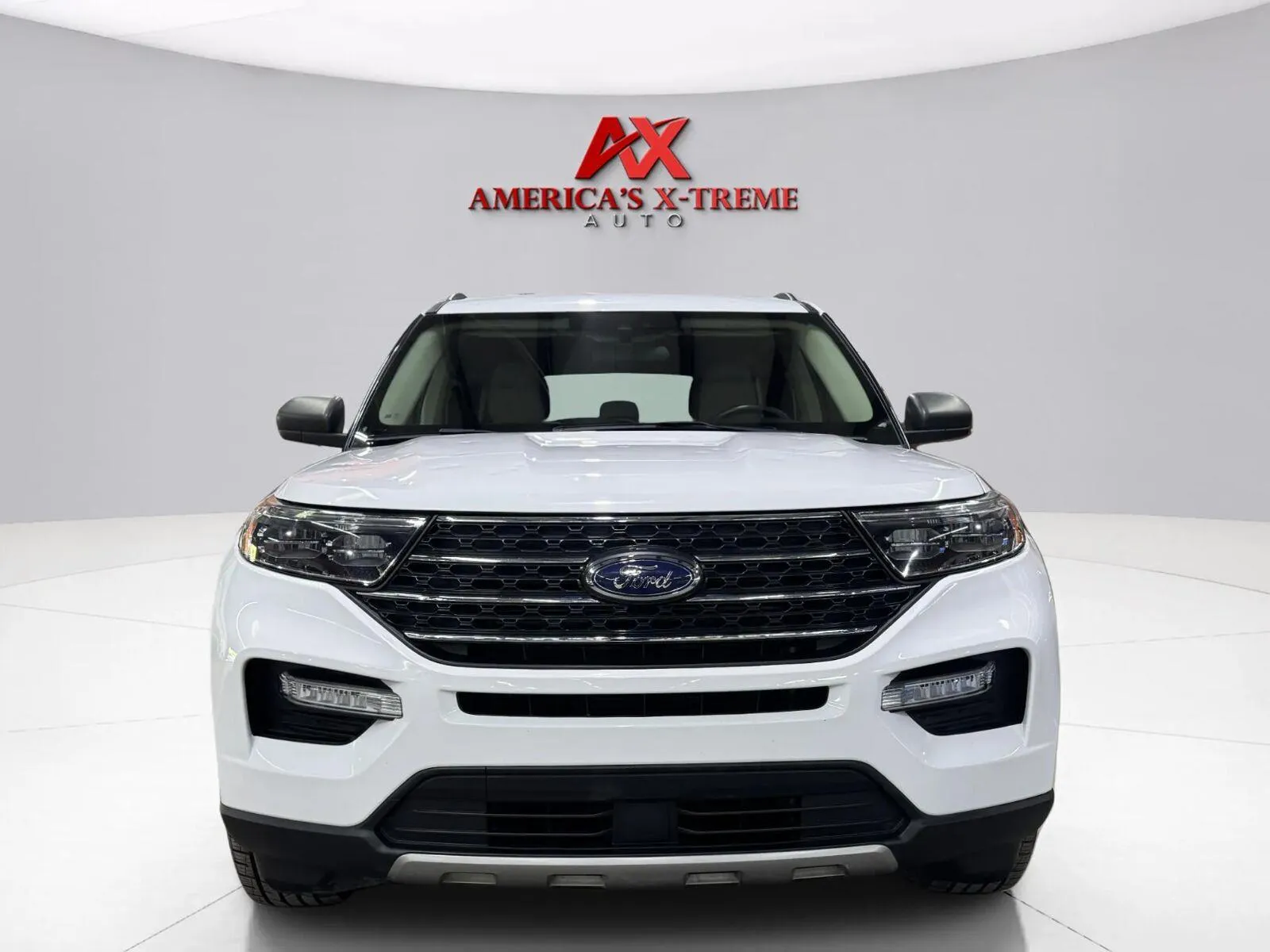 Ford Explorer photo 10