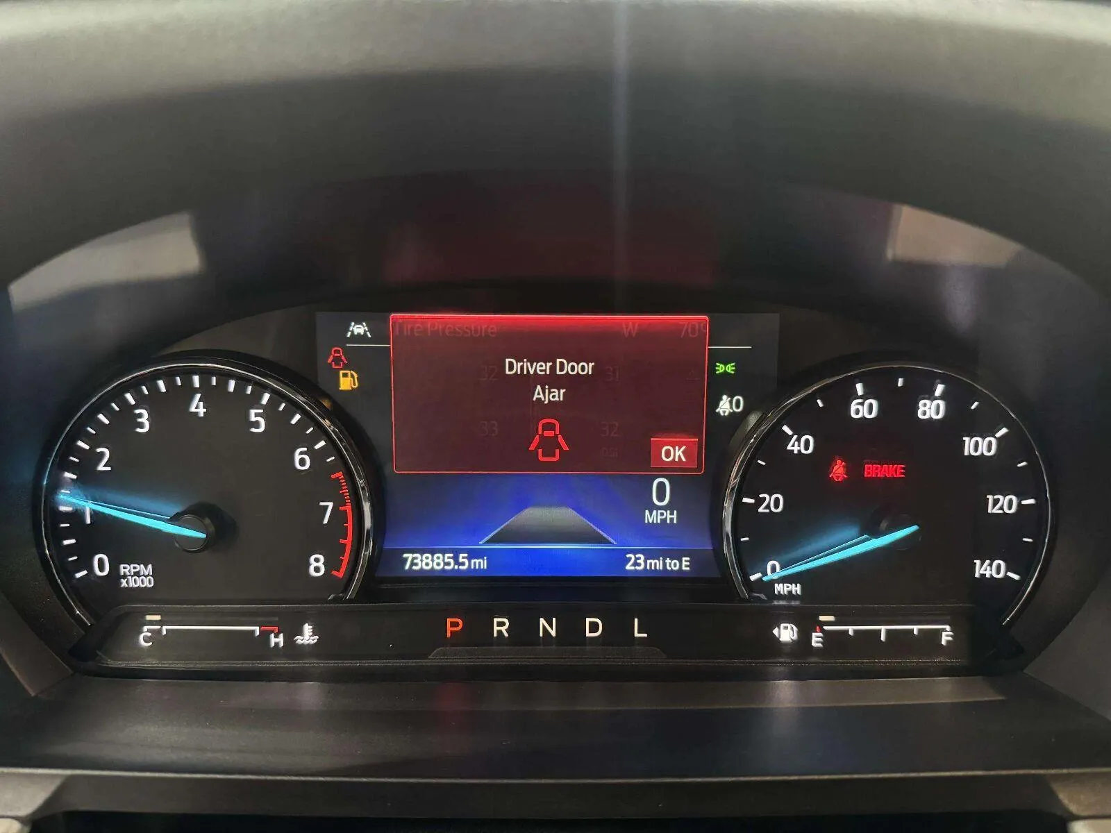 Ford Explorer photo 26