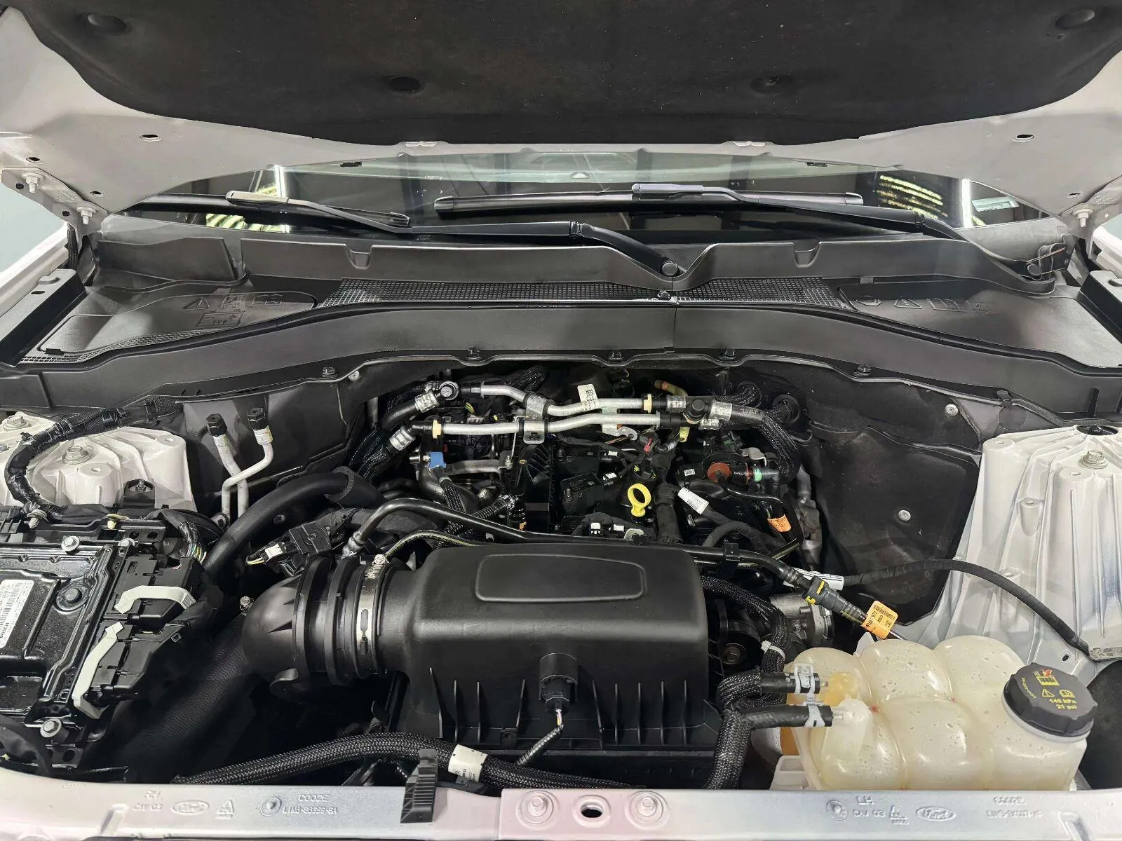 Ford Explorer photo 31