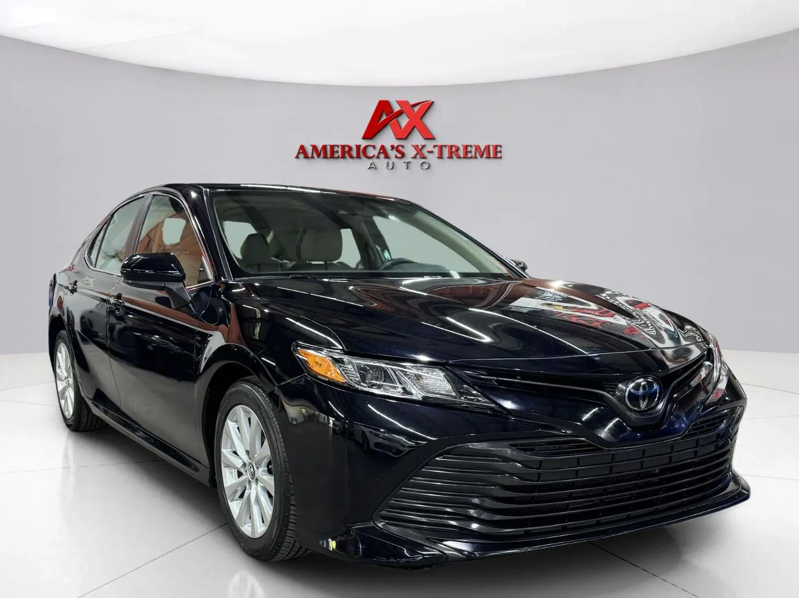 Toyota Camry photo 9