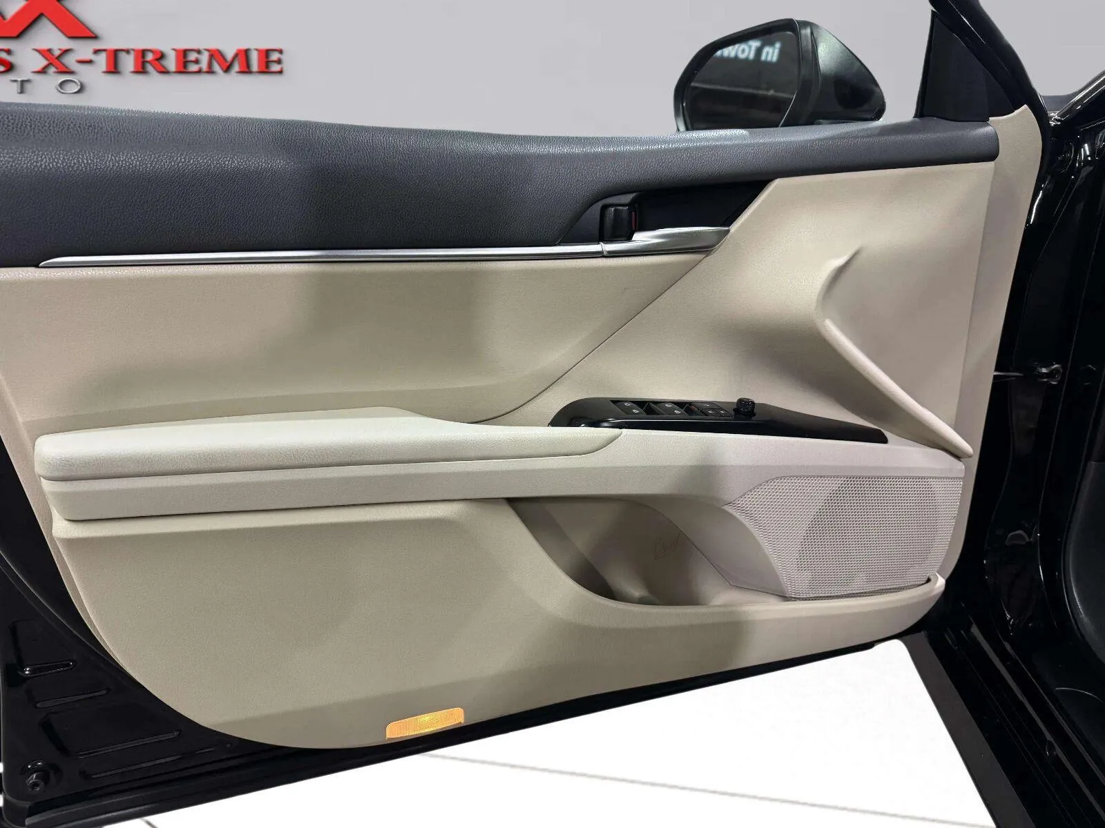Toyota Camry photo 19