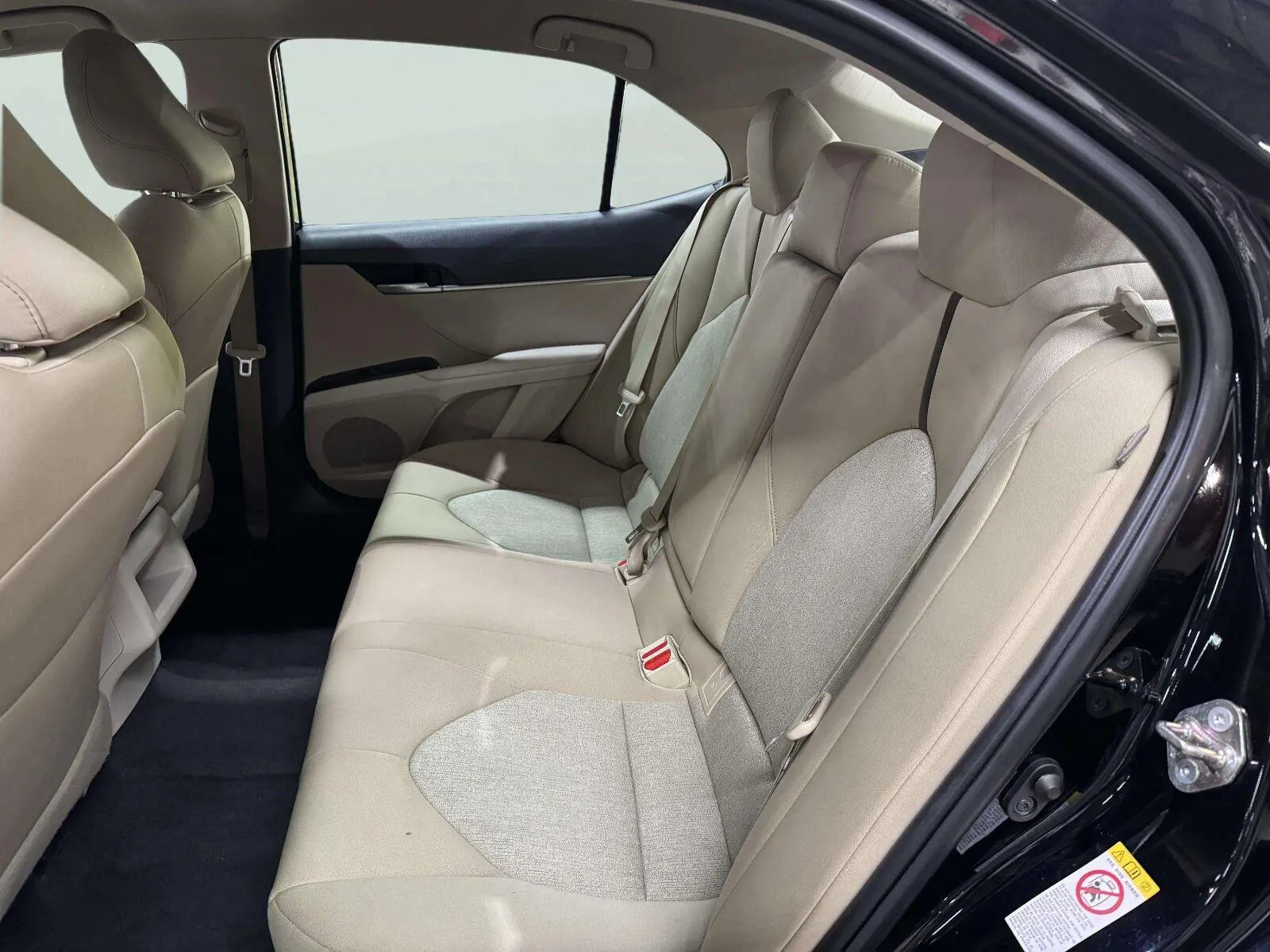 Toyota Camry photo 26
