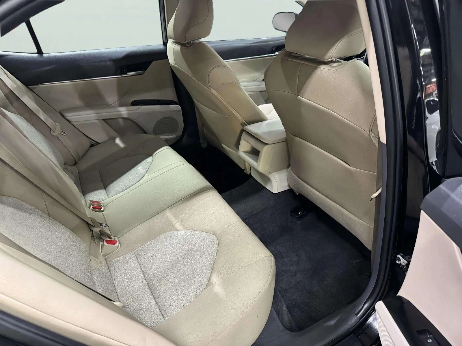 Toyota Camry photo 29