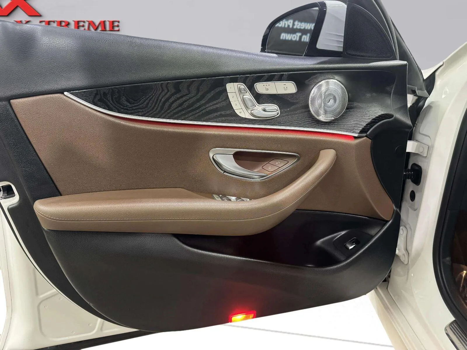 Mercedes-Benz E-Class photo 18