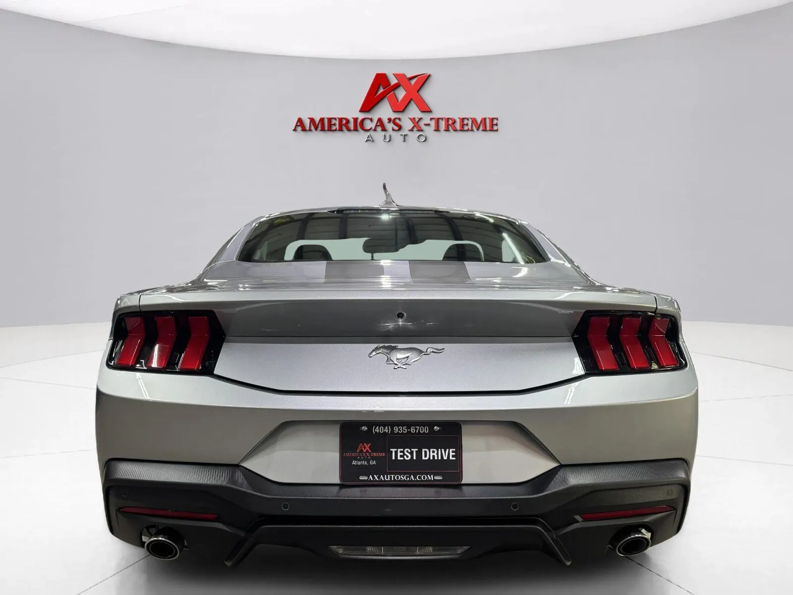 Ford Mustang photo 6
