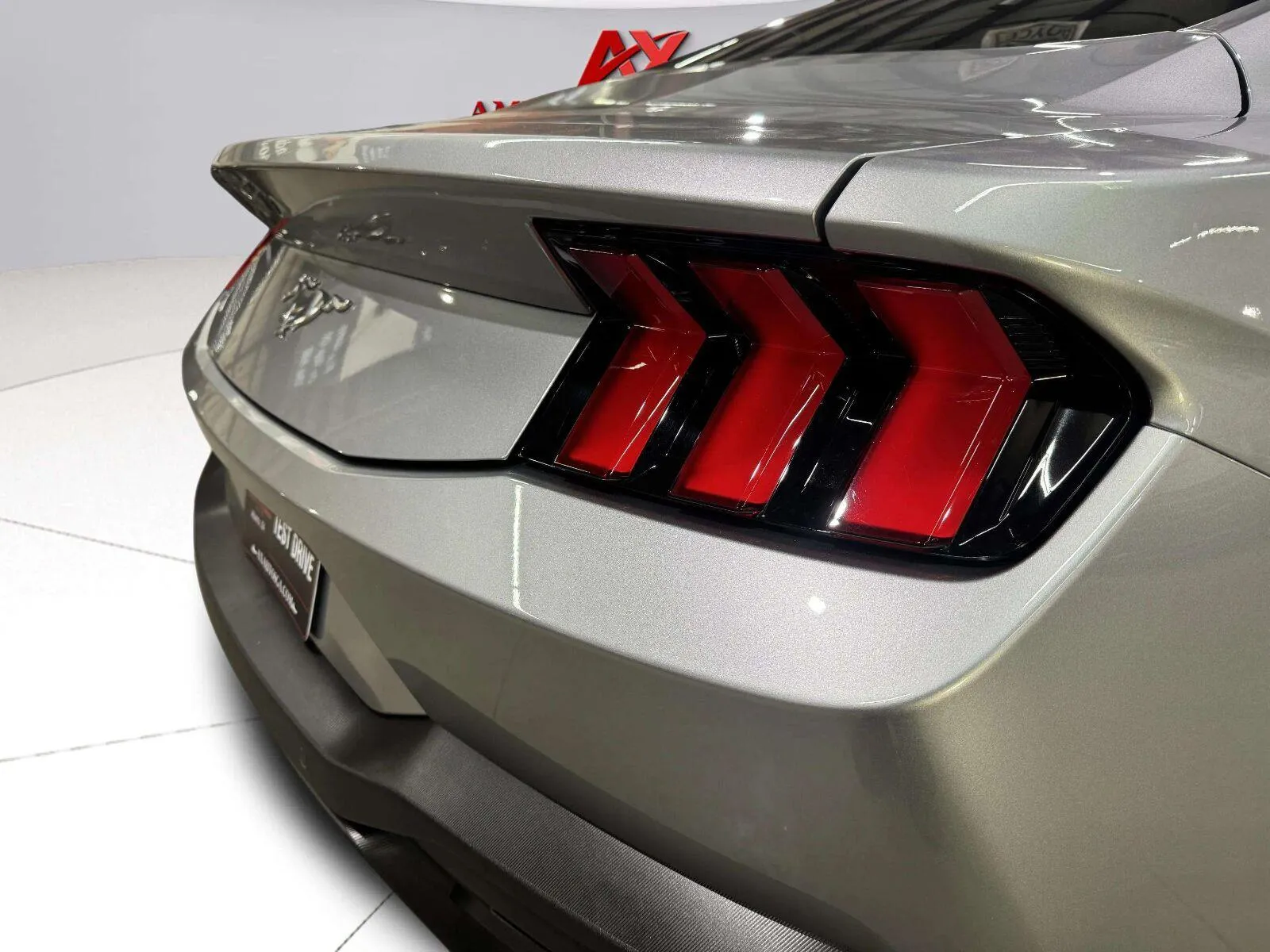 Ford Mustang photo 12