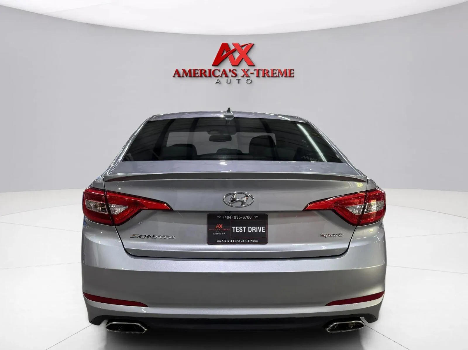 Hyundai Sonata photo 6