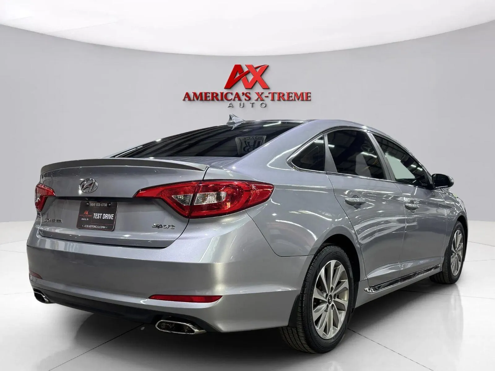 Hyundai Sonata photo 7