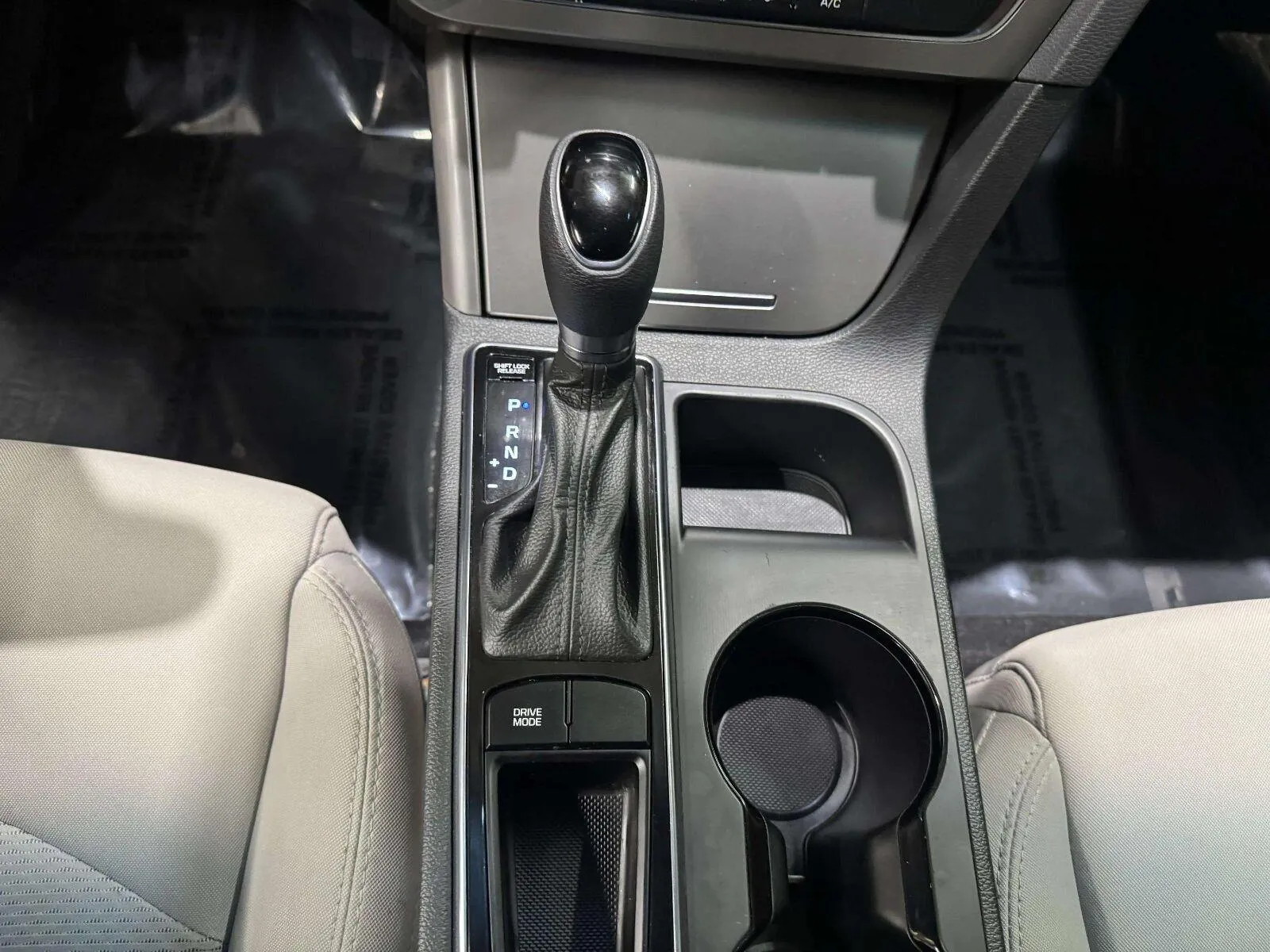 Hyundai Sonata photo 28