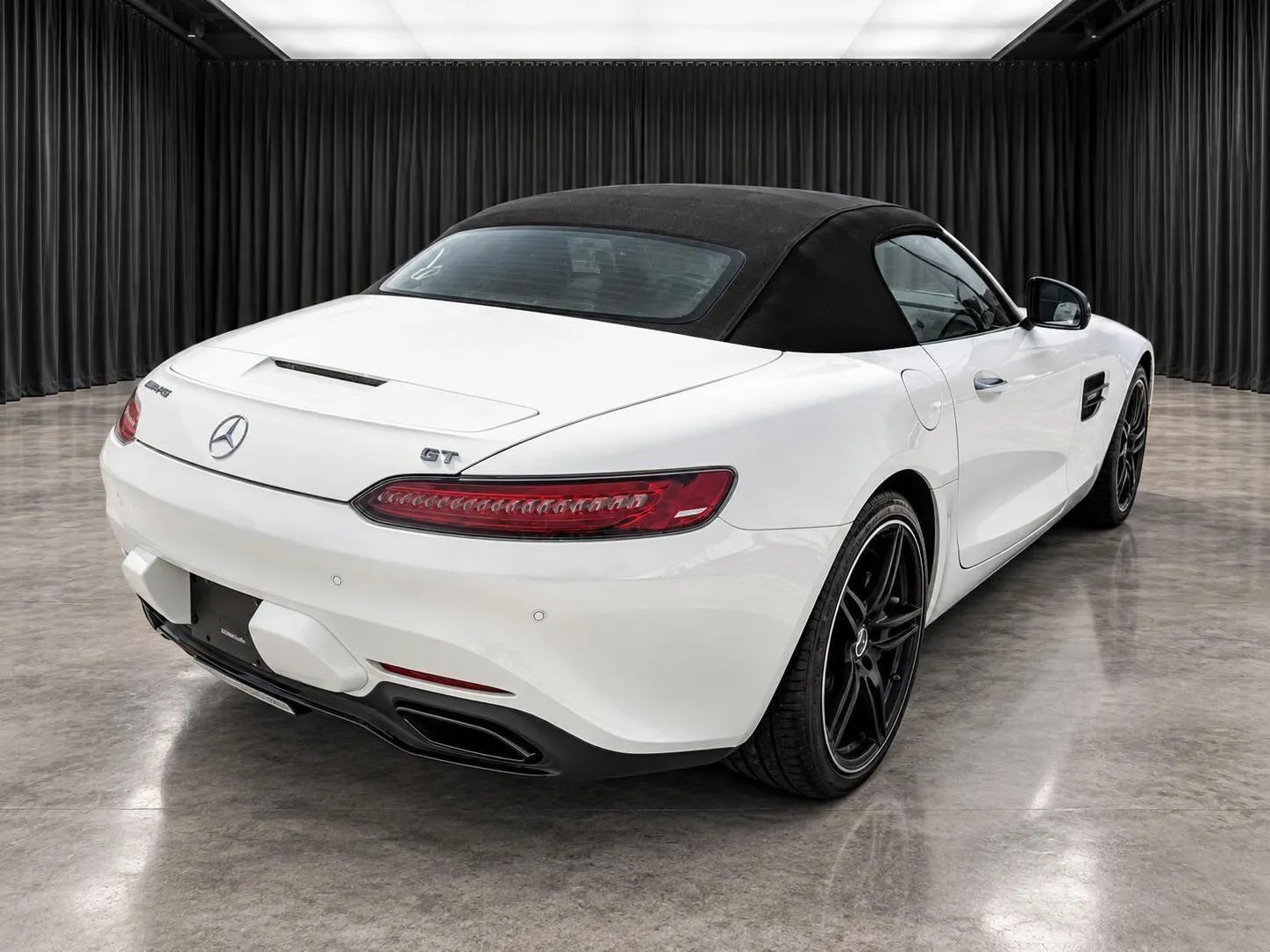 Mercedes-Benz AMG GT photo 7