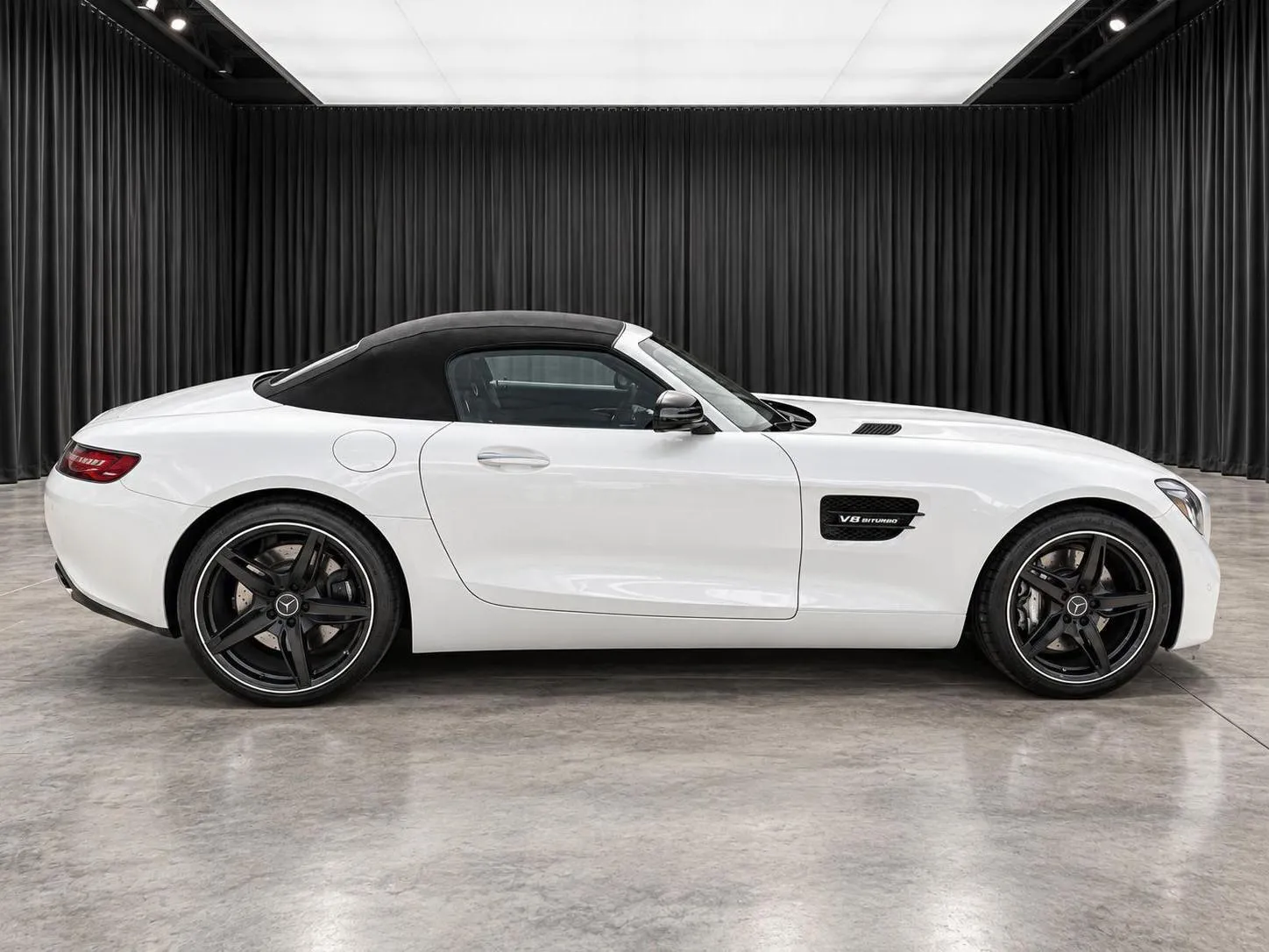 Mercedes-Benz AMG GT photo 8