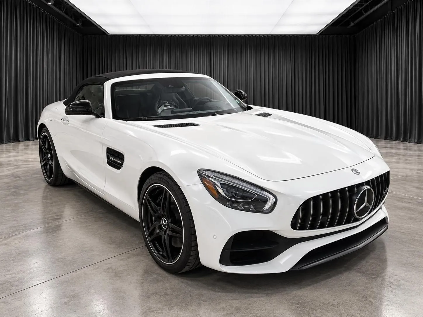 Mercedes-Benz AMG GT photo 9