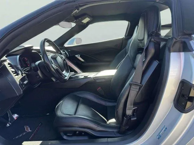 Chevrolet Corvette photo 23