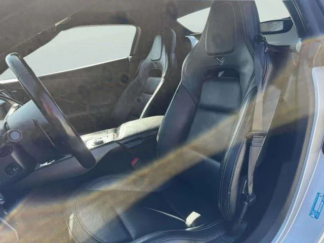 Chevrolet Corvette photo 25