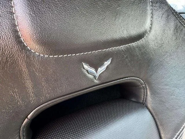 Chevrolet Corvette photo 47