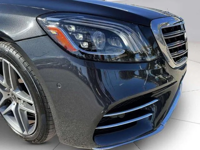 Mercedes-Benz S-Class photo 11