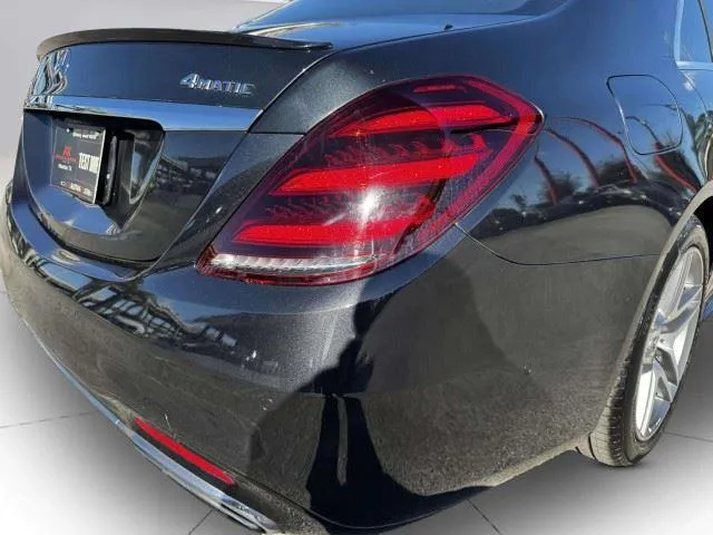 Mercedes-Benz S-Class photo 15
