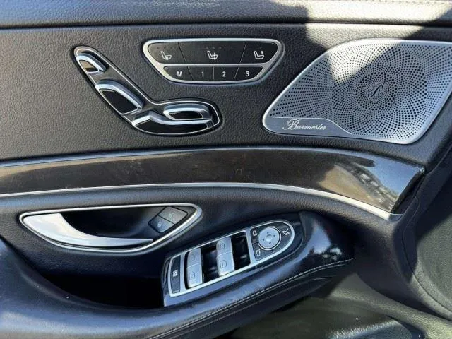 Mercedes-Benz S-Class photo 18