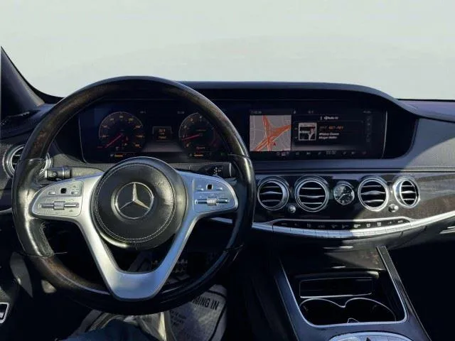Mercedes-Benz S-Class photo 27