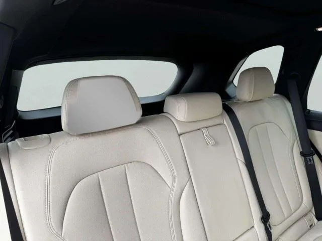 BMW X5 photo 50