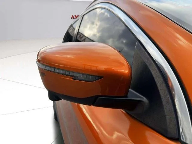 Nissan Rogue Sport photo 10