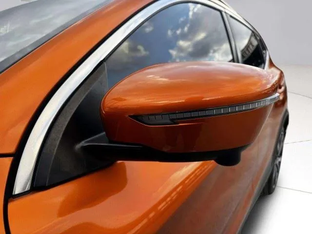 Nissan Rogue Sport photo 14