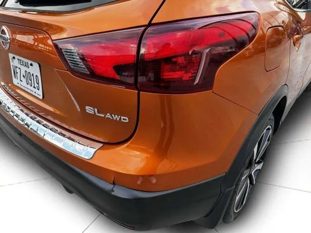 Nissan Rogue Sport photo 16
