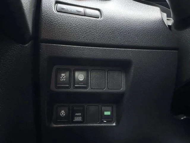 Nissan Rogue Sport photo 22
