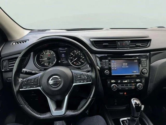 Nissan Rogue Sport photo 29