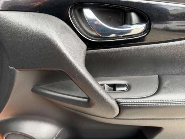 Nissan Rogue Sport photo 48