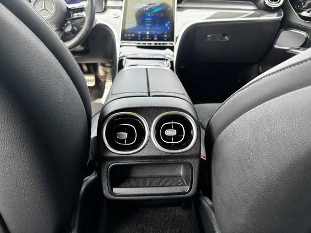 Mercedes-Benz C-Class photo 58
