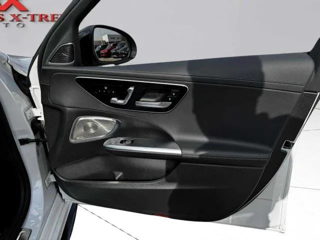 Mercedes-Benz C-Class photo 69