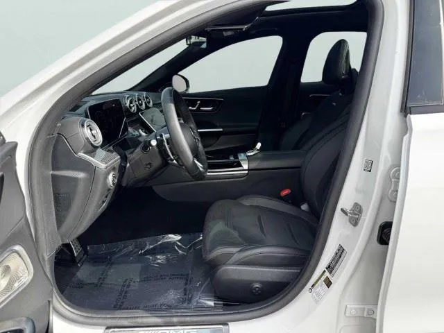 Mercedes-Benz C-Class photo 17