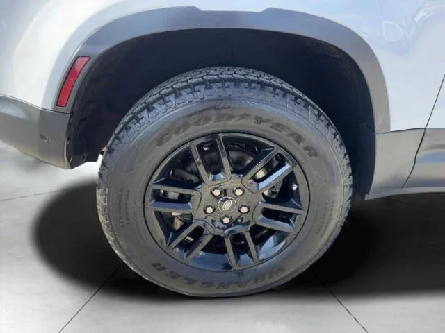 Land Rover Defender photo 56
