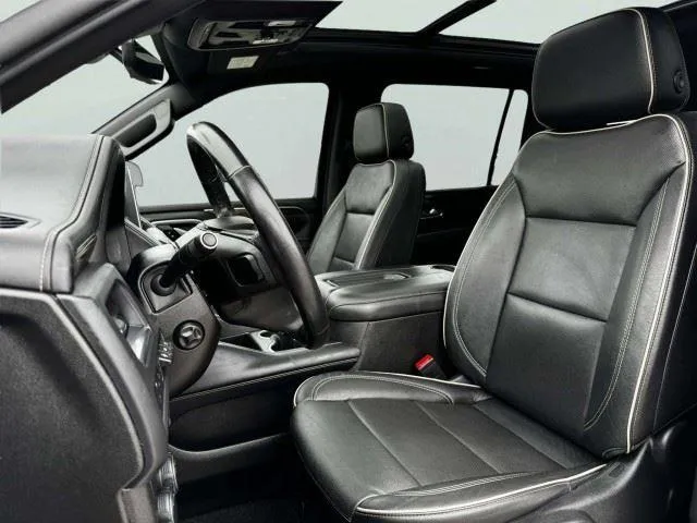 Chevrolet Suburban photo 22