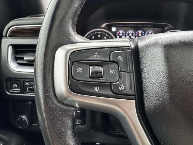 Chevrolet Suburban photo 27