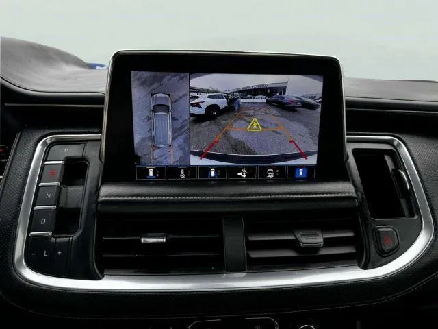 Chevrolet Suburban photo 31