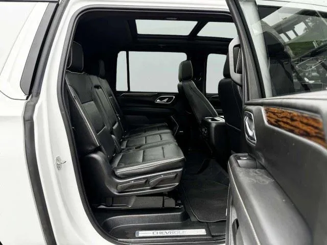 Chevrolet Suburban photo 46