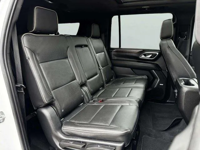 Chevrolet Suburban photo 48