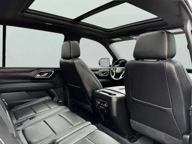 Chevrolet Suburban photo 51