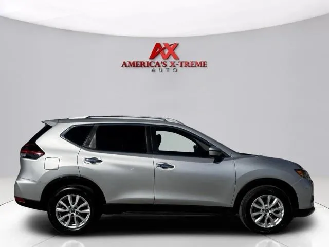 Nissan Rogue photo 7
