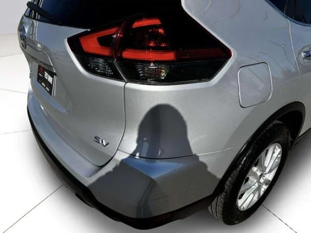 Nissan Rogue photo 16