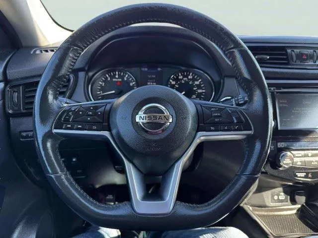 Nissan Rogue photo 28