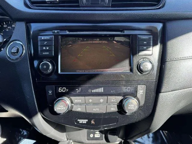 Nissan Rogue photo 30